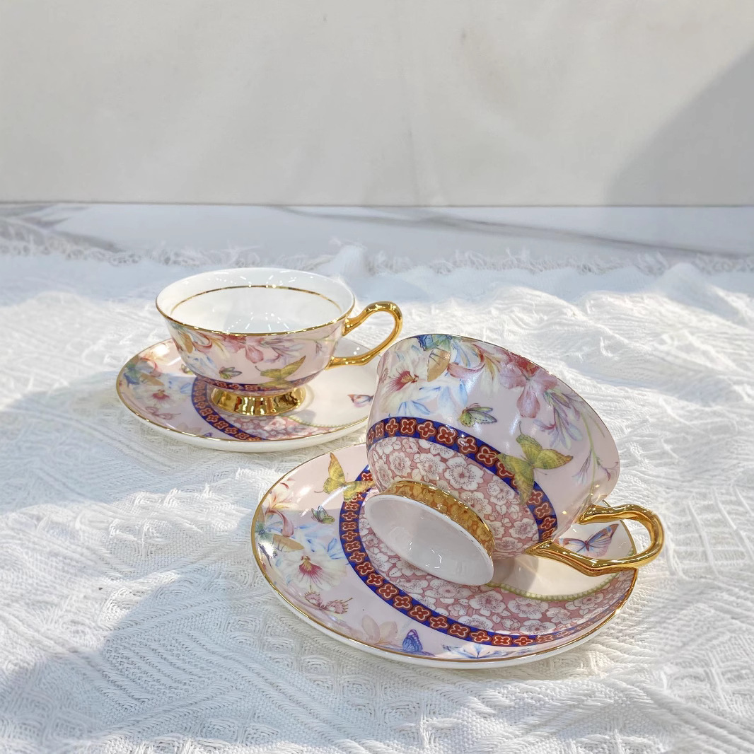 Classical Porcelain Cup&saucer - огляд і ціна Water Tea And Coffee
