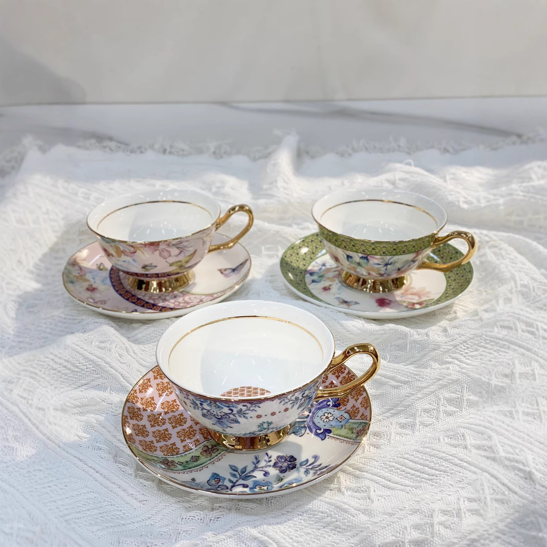 Classical Porcelain Cup&saucer - огляд і ціна Water Tea And Coffee