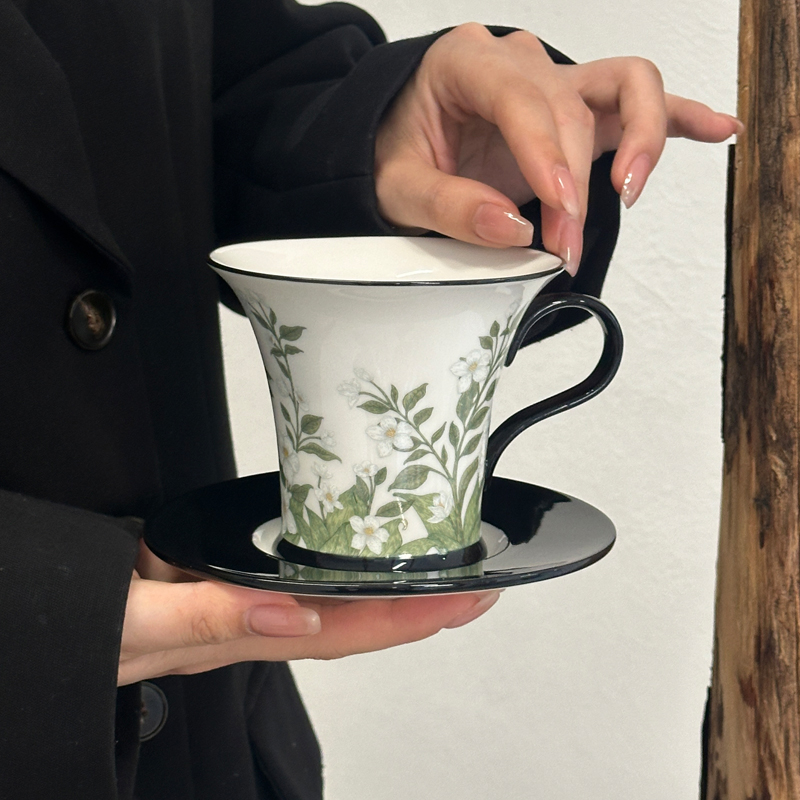 Vintage Oil Painting Jasmine C - огляд і ціна Coffee Jasmine Tea